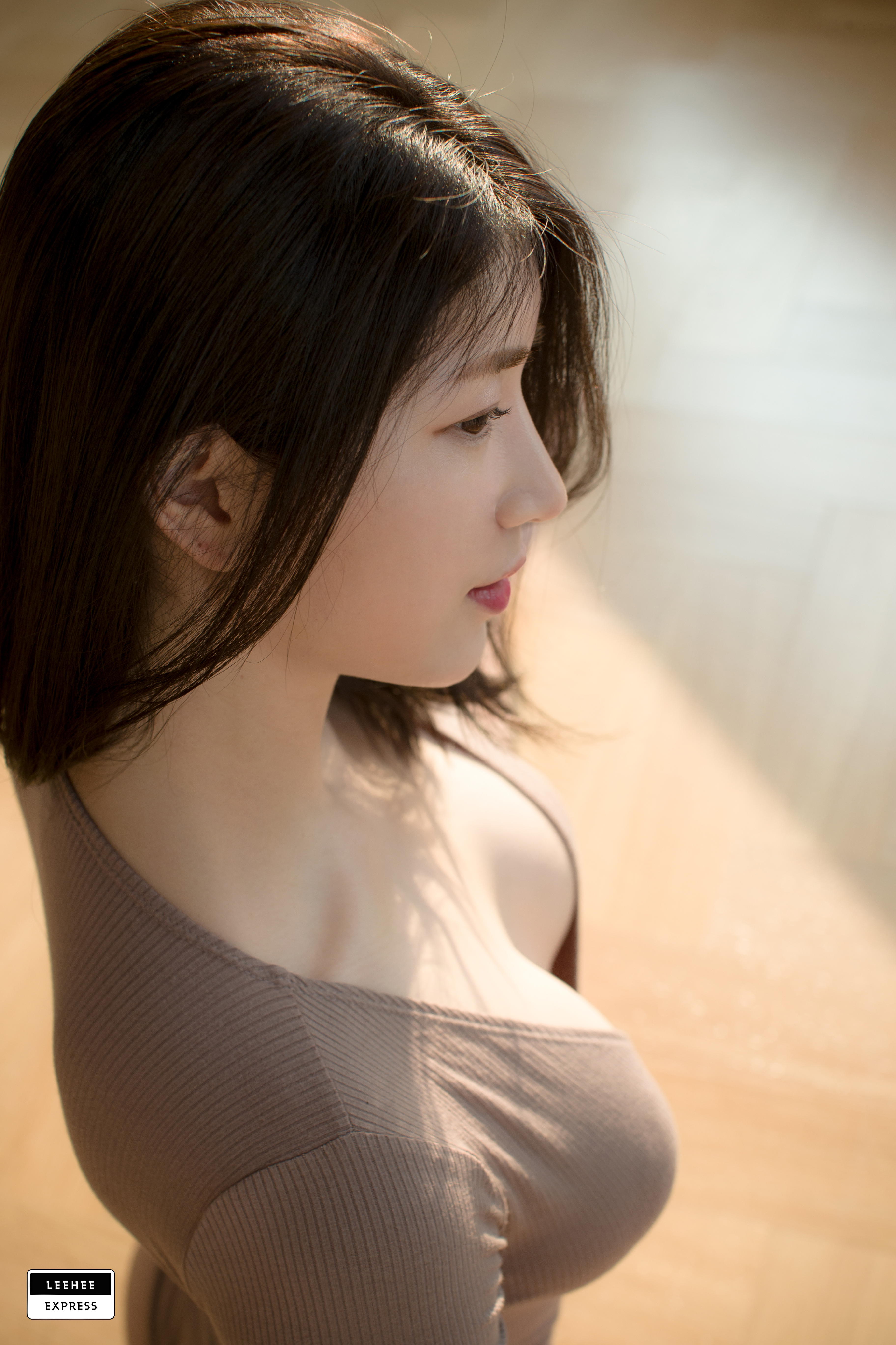 Min.E (민이) – 全套49套合集[15.2G-2026.9] 组图