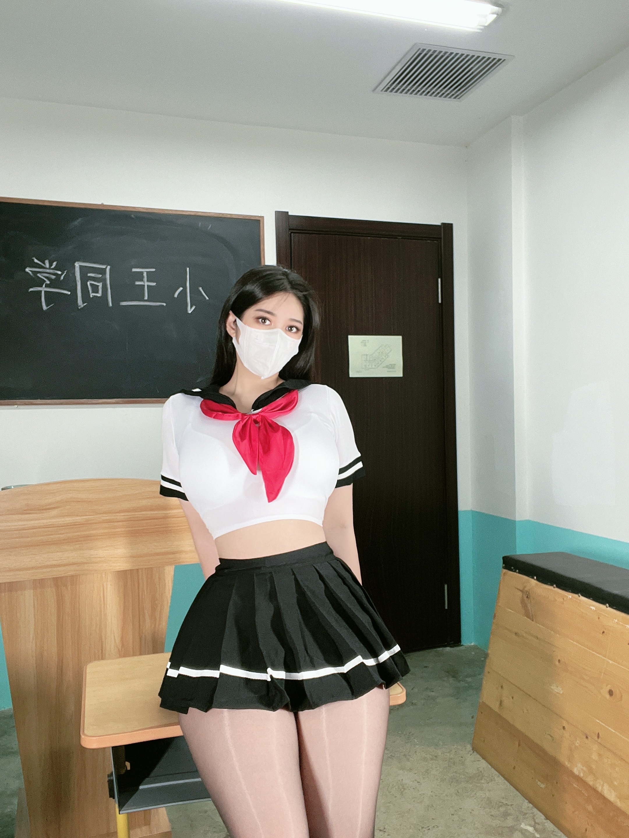 120斤的小王同学 – 微密圈系列套图&视频[122套] 组图